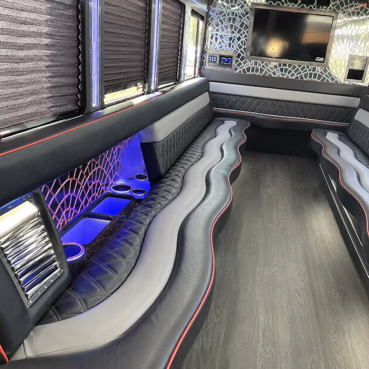 Columbia Winery Tour & Pub Crawl Transportation onboard seating